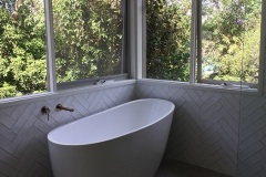 freestanding-bath